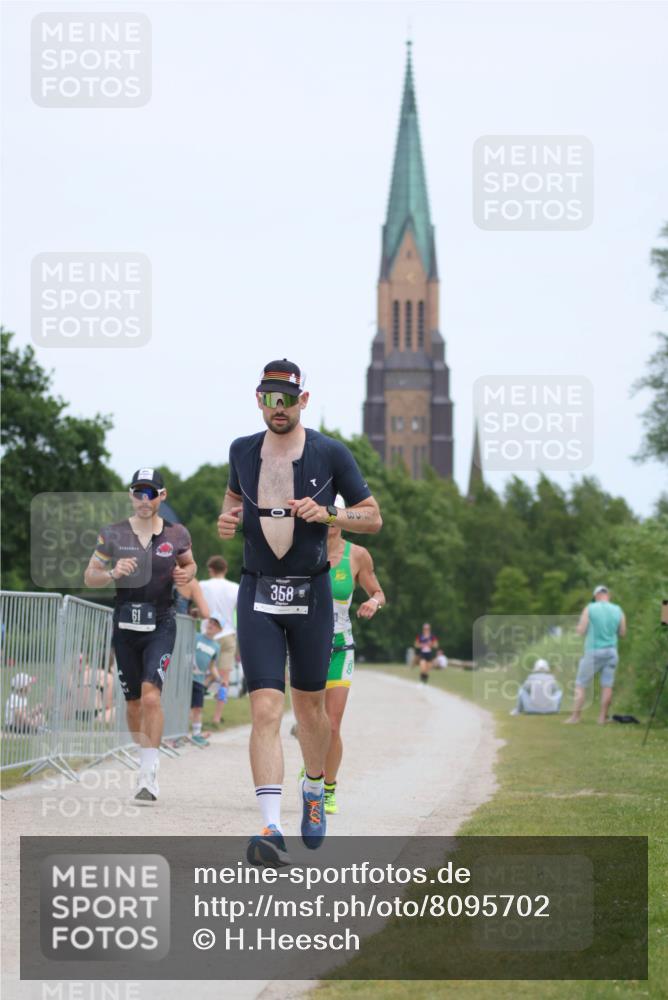 22.06.2025 - Viking Triathlon H.Heesch http://msf.ph/oto/8095702 22.06.2025 13:24:56 Laufen 61, 162, 314, 358 meine-sportfotos.de
