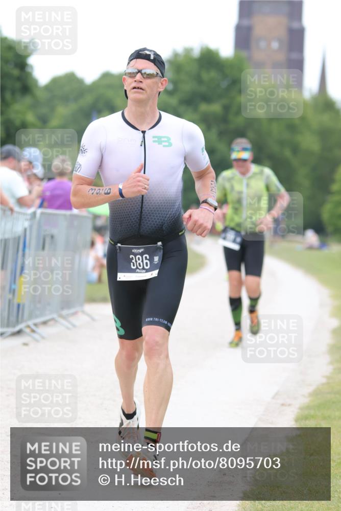 22.06.2025 - Viking Triathlon H.Heesch http://msf.ph/oto/8095703 22.06.2025 15:30:25 Laufen 50, 386 meine-sportfotos.de