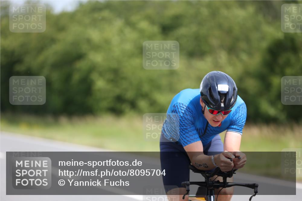 22.06.2025 - Viking Triathlon Yannick Fuchs http://msf.ph/oto/8095704 22.06.2025 11:58:13 Radfahren 216, 355 meine-sportfotos.de