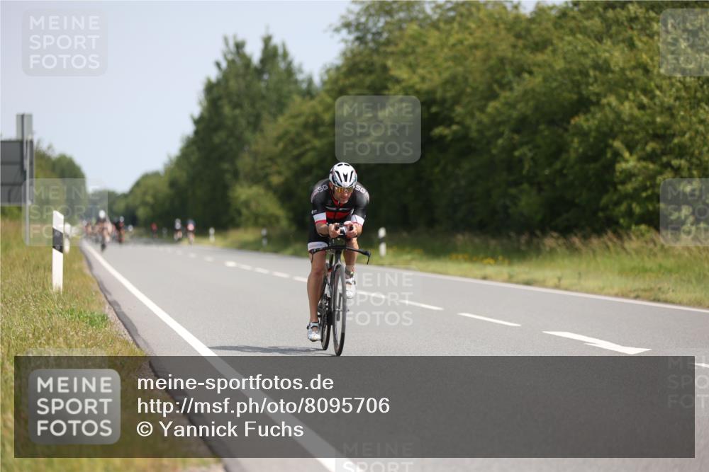 22.06.2025 - Viking Triathlon Yannick Fuchs http://msf.ph/oto/8095706 22.06.2025 11:21:00 Radfahren 97, 149, 292, 422, 477, 524, 546 meine-sportfotos.de