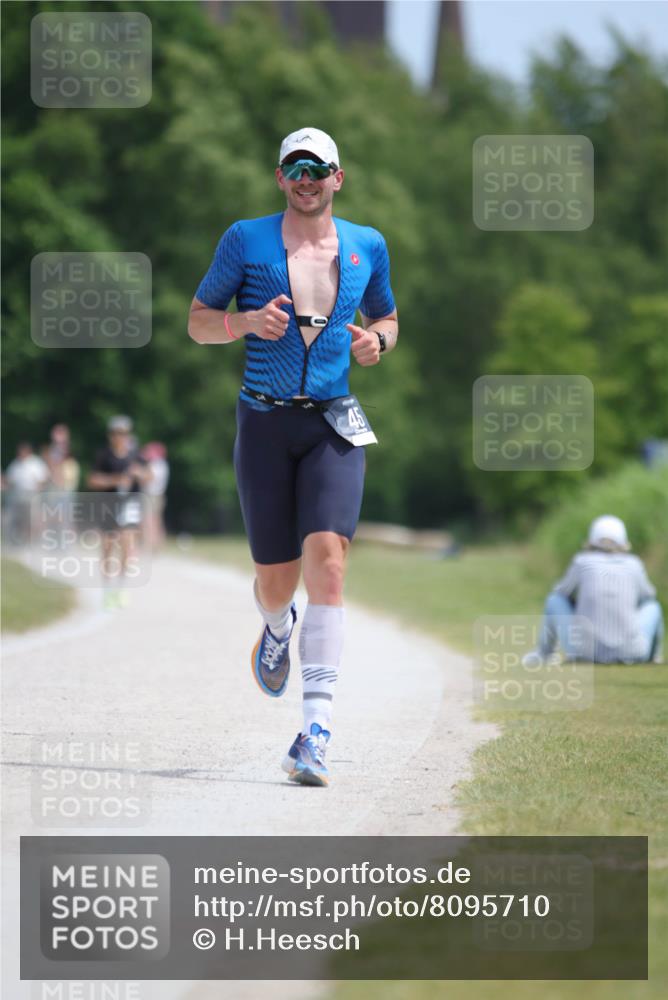 22.06.2025 - Viking Triathlon H.Heesch http://msf.ph/oto/8095710 22.06.2025 13:08:44 Laufen 45 meine-sportfotos.de