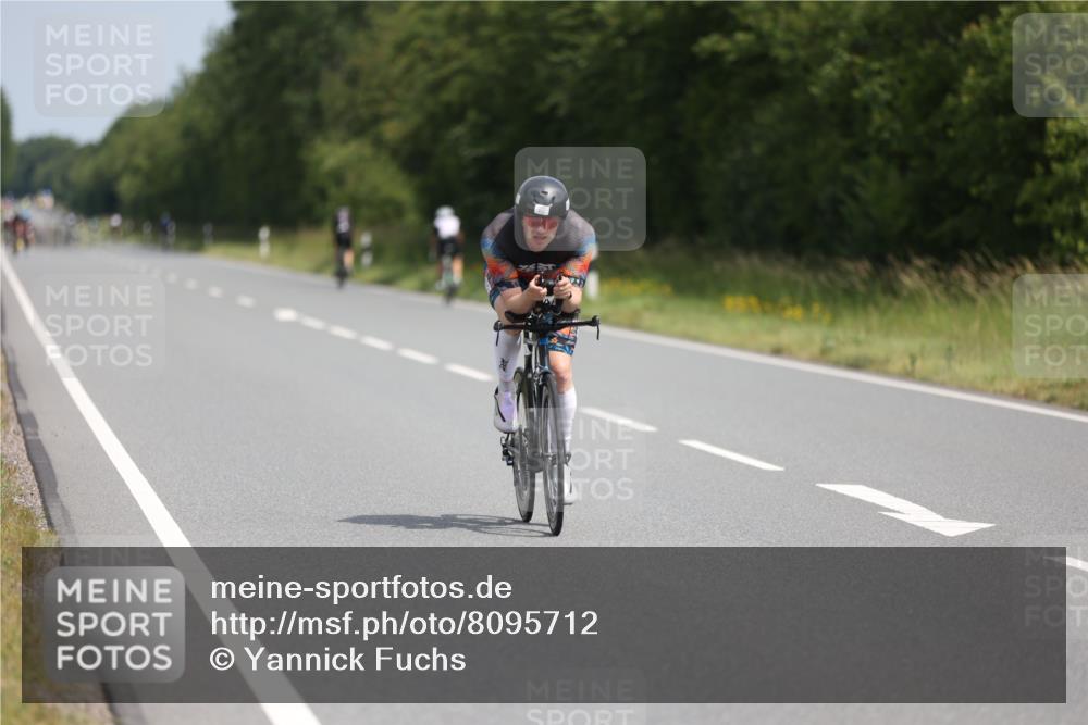 22.06.2025 - Viking Triathlon Yannick Fuchs http://msf.ph/oto/8095712 22.06.2025 11:58:14 Radfahren 216, 355 meine-sportfotos.de
