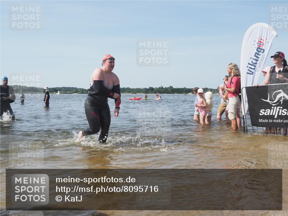 22.06.2025 - Viking Triathlon KatJ http://msf.ph/oto/8095716 22.06.2025 10:30:46 Schwimmen 13, 45, 162, 188, 444, 630, 651 meine-sportfotos.de