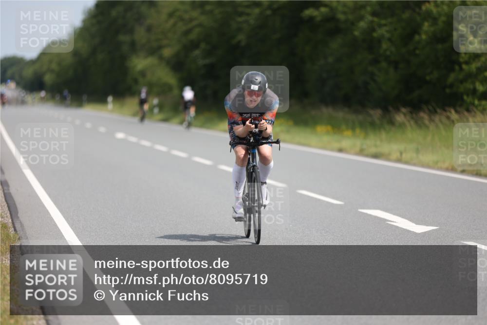 22.06.2025 - Viking Triathlon Yannick Fuchs http://msf.ph/oto/8095719 22.06.2025 11:58:14 Radfahren 216, 355 meine-sportfotos.de