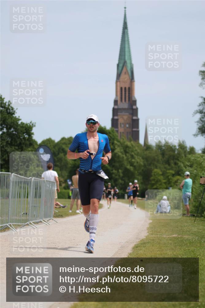 22.06.2025 - Viking Triathlon H.Heesch http://msf.ph/oto/8095722 22.06.2025 13:08:47 Laufen 45 meine-sportfotos.de