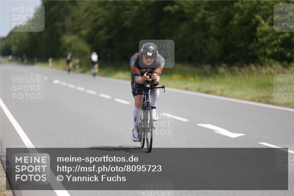 22.06.2025 - Viking Triathlon Yannick Fuchs http://msf.ph/oto/8095723 22.06.2025 11:58:15 Radfahren 216, 355, 414 meine-sportfotos.de