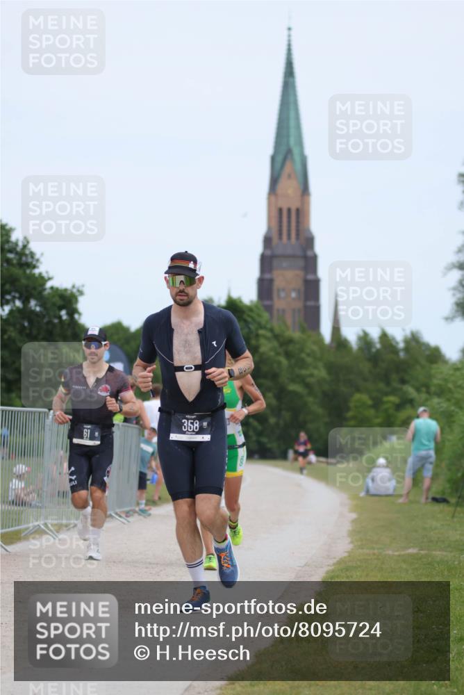22.06.2025 - Viking Triathlon H.Heesch http://msf.ph/oto/8095724 22.06.2025 13:24:56 Laufen 61, 162, 314, 358 meine-sportfotos.de