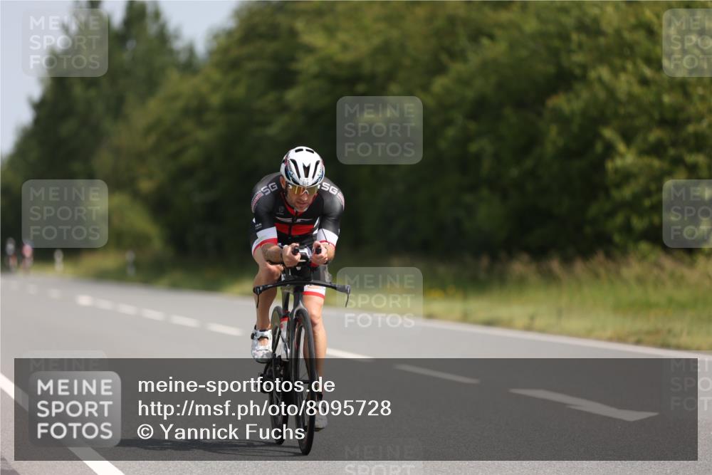22.06.2025 - Viking Triathlon Yannick Fuchs http://msf.ph/oto/8095728 22.06.2025 11:21:00 Radfahren 97, 149, 292, 422, 477, 524, 546 meine-sportfotos.de