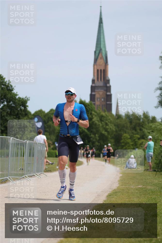 22.06.2025 - Viking Triathlon H.Heesch http://msf.ph/oto/8095729 22.06.2025 13:08:47 Laufen 45 meine-sportfotos.de