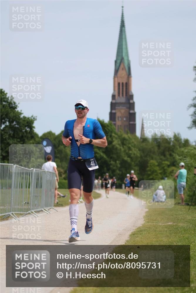 22.06.2025 - Viking Triathlon H.Heesch http://msf.ph/oto/8095731 22.06.2025 13:08:47 Laufen 45 meine-sportfotos.de