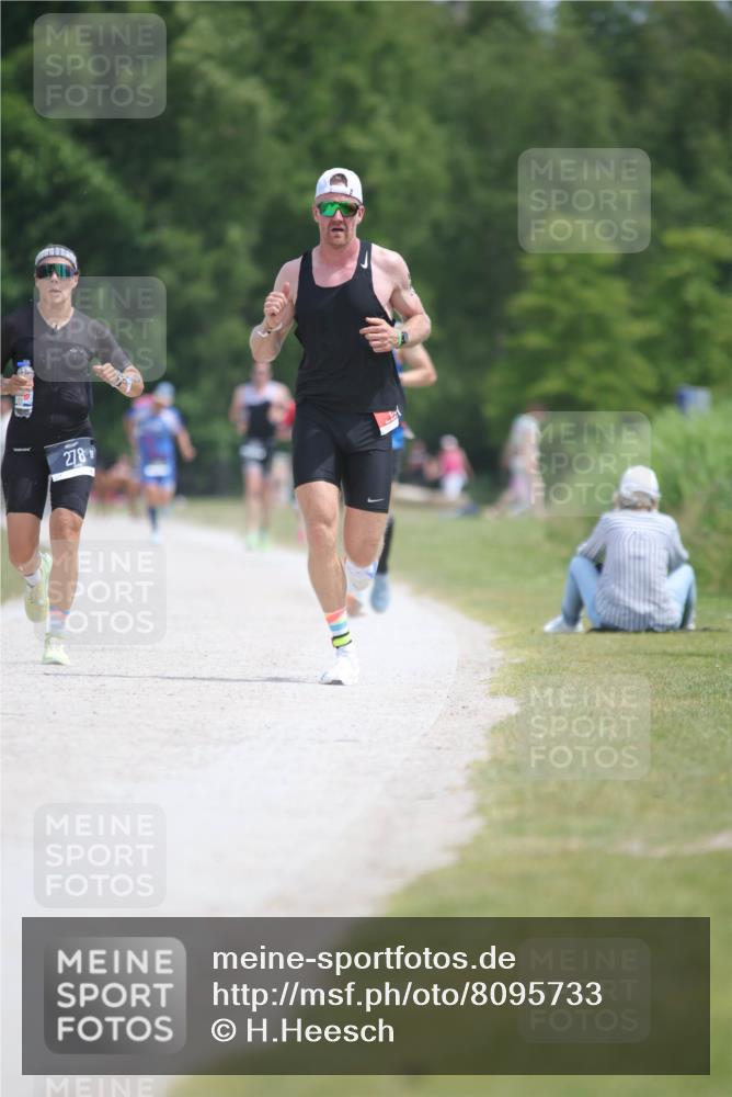 22.06.2025 - Viking Triathlon H.Heesch http://msf.ph/oto/8095733 22.06.2025 13:08:55 Laufen 278, 661 meine-sportfotos.de