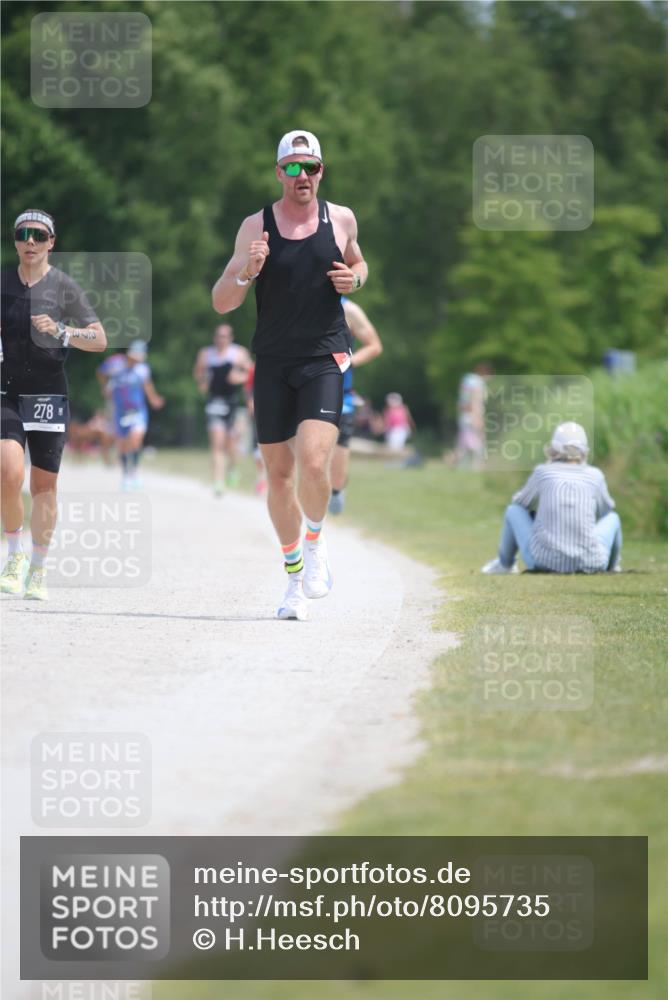 22.06.2025 - Viking Triathlon H.Heesch http://msf.ph/oto/8095735 22.06.2025 13:08:55 Laufen 278, 661 meine-sportfotos.de