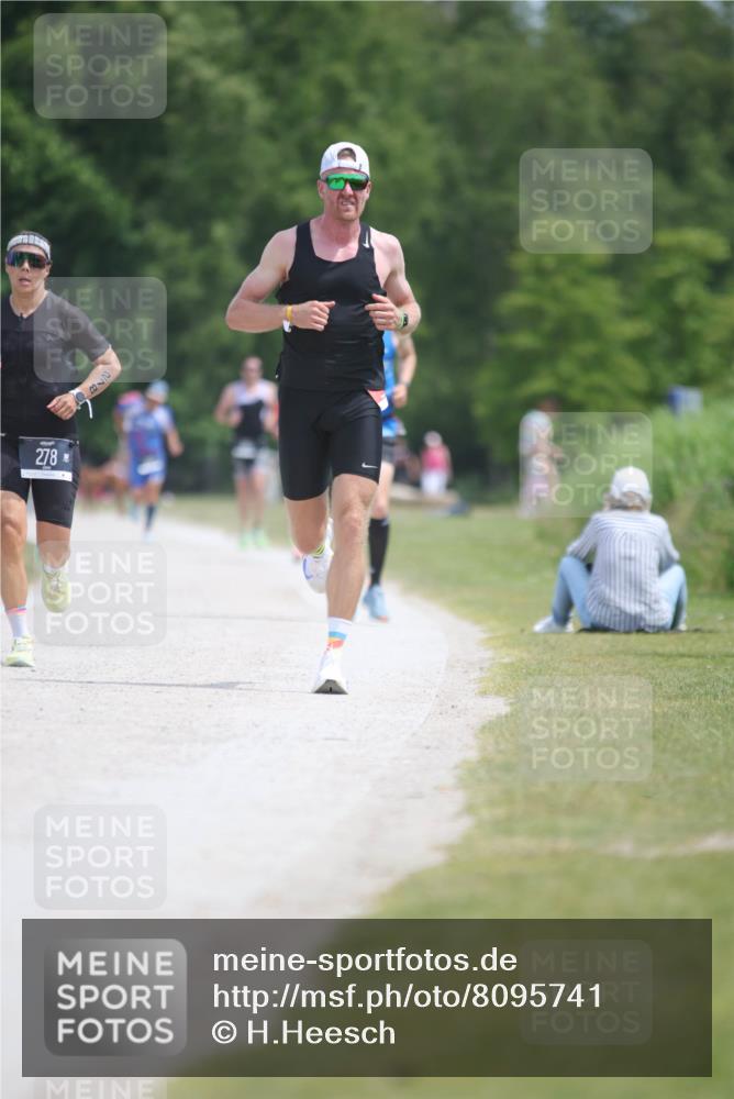 22.06.2025 - Viking Triathlon H.Heesch http://msf.ph/oto/8095741 22.06.2025 13:08:55 Laufen 278, 661 meine-sportfotos.de