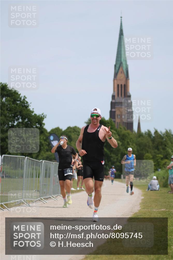 22.06.2025 - Viking Triathlon H.Heesch http://msf.ph/oto/8095745 22.06.2025 13:09:00 Laufen 278, 611, 661 meine-sportfotos.de
