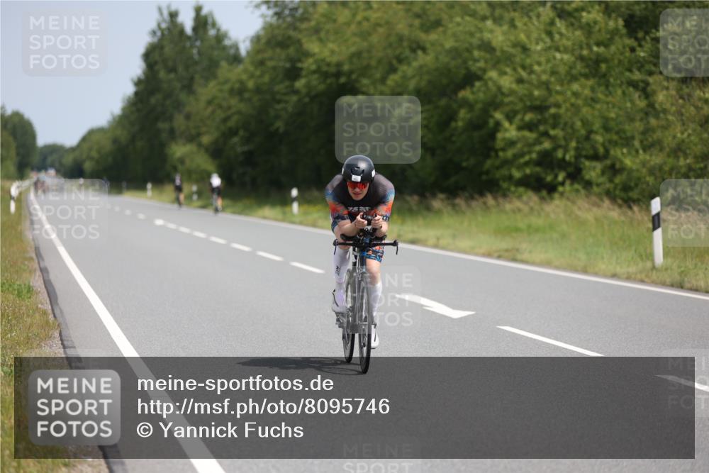 22.06.2025 - Viking Triathlon Yannick Fuchs http://msf.ph/oto/8095746 22.06.2025 11:58:15 Radfahren 216, 355, 414 meine-sportfotos.de