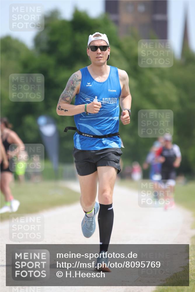 22.06.2025 - Viking Triathlon H.Heesch http://msf.ph/oto/8095769 22.06.2025 13:09:04 Laufen 278, 611, 661 meine-sportfotos.de