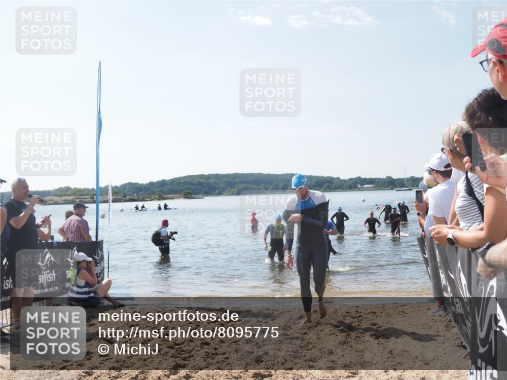 22.06.2025 - Viking Triathlon MichiJ http://msf.ph/oto/8095775 22.06.2025 10:41:11 Schwimmen 94, 153, 314, 389, 496, 631 meine-sportfotos.de