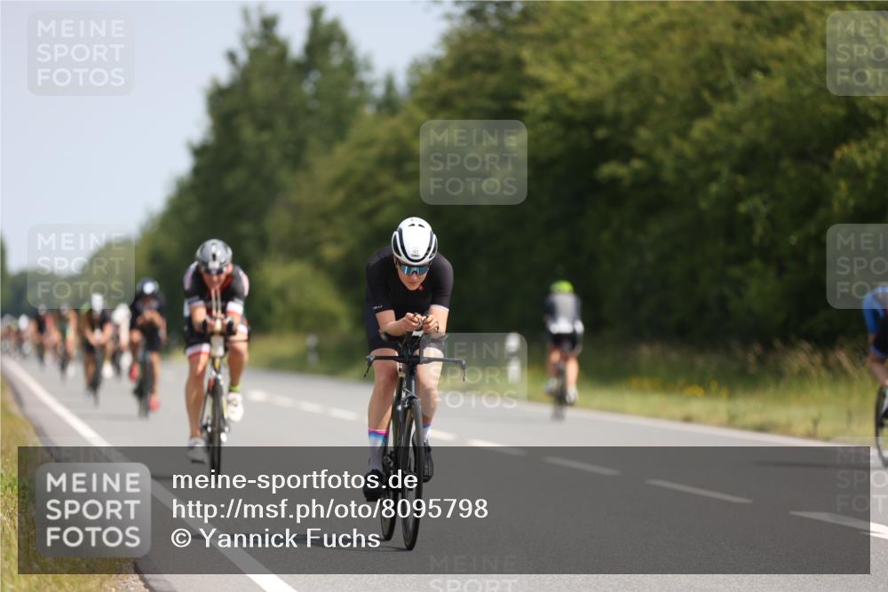 22.06.2025 - Viking Triathlon Yannick Fuchs http://msf.ph/oto/8095798 22.06.2025 11:21:09 Radfahren 19, 97, 146, 149, 162, 170, 201, 208, 377, 407, 477, 481, 507, 557, 656 meine-sportfotos.de