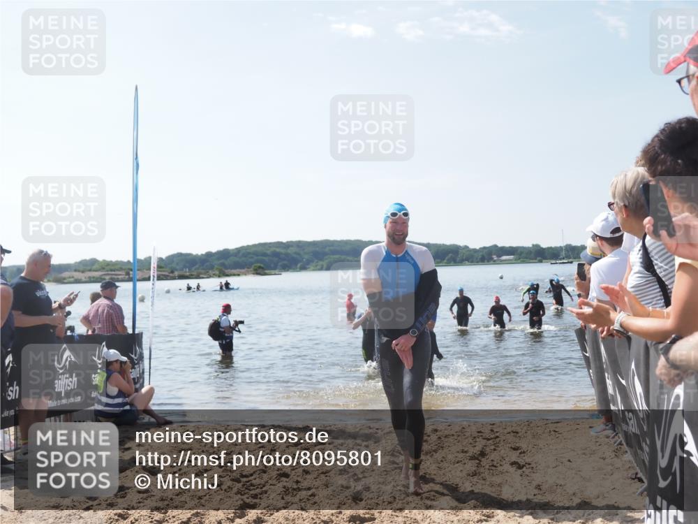 22.06.2025 - Viking Triathlon MichiJ http://msf.ph/oto/8095801 22.06.2025 10:41:12 Schwimmen 94, 153, 314, 389, 496, 631 meine-sportfotos.de