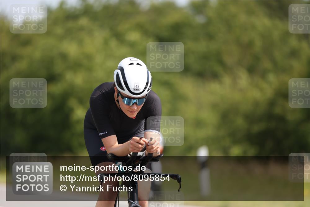 22.06.2025 - Viking Triathlon Yannick Fuchs http://msf.ph/oto/8095854 22.06.2025 11:21:10 Radfahren 19, 97, 146, 149, 162, 170, 201, 208, 377, 382, 388, 407, 477, 481, 507, 557, 656 meine-sportfotos.de