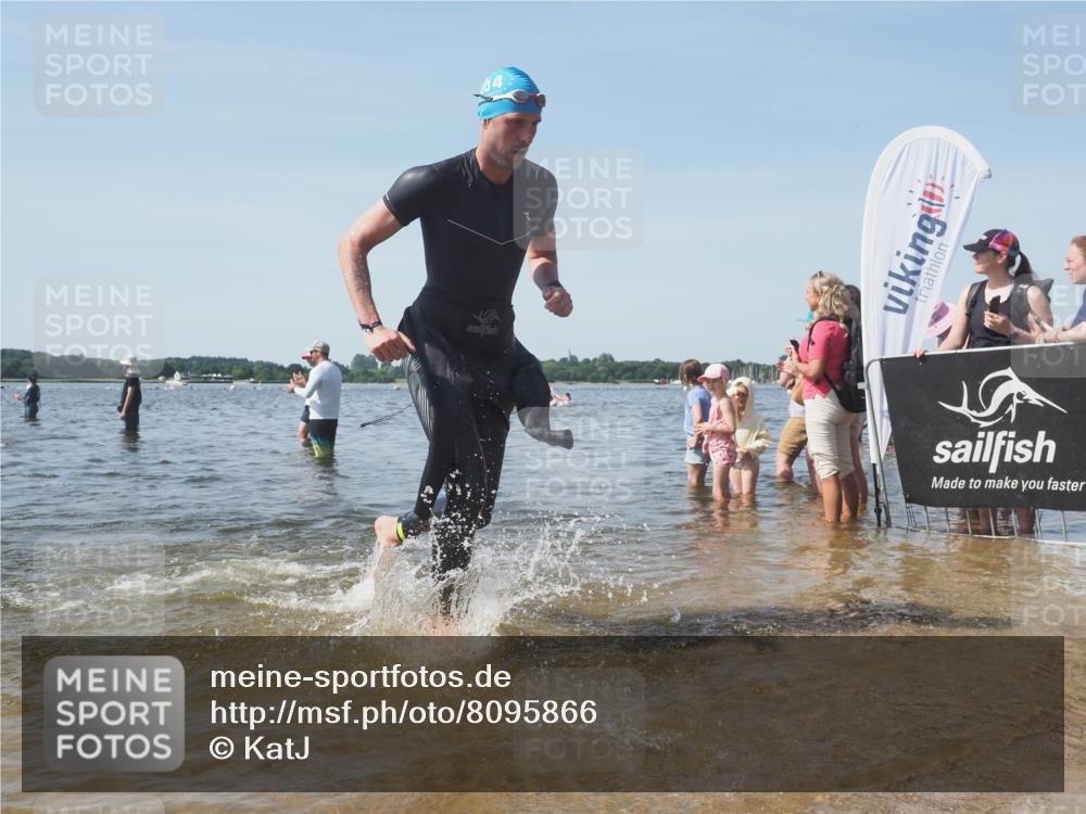 22.06.2025 - Viking Triathlon KatJ http://msf.ph/oto/8095866 22.06.2025 10:30:51 Schwimmen 45, 162, 188, 347, 444, 510, 630 meine-sportfotos.de