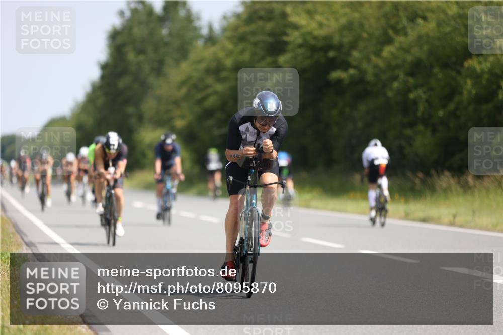 22.06.2025 - Viking Triathlon Yannick Fuchs http://msf.ph/oto/8095870 22.06.2025 11:21:12 Radfahren 19, 146, 149, 162, 170, 201, 208, 377, 382, 388, 395, 407, 477, 481, 507, 557, 656 meine-sportfotos.de