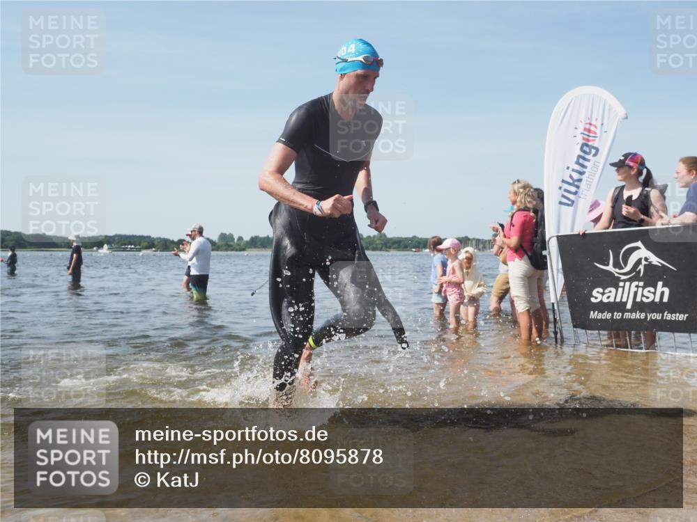 22.06.2025 - Viking Triathlon KatJ http://msf.ph/oto/8095878 22.06.2025 10:30:51 Schwimmen 45, 162, 188, 347, 444, 510, 630 meine-sportfotos.de