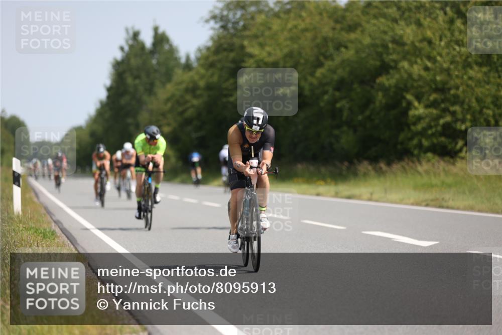 22.06.2025 - Viking Triathlon Yannick Fuchs http://msf.ph/oto/8095913 22.06.2025 11:21:14 Radfahren 19, 146, 149, 162, 170, 201, 208, 377, 382, 388, 395, 407, 477, 481, 507, 557, 656 meine-sportfotos.de