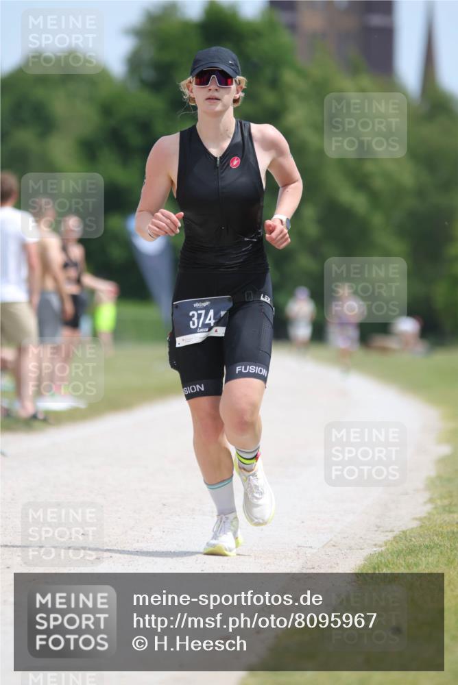 22.06.2025 - Viking Triathlon H.Heesch http://msf.ph/oto/8095967 22.06.2025 13:09:31 Laufen 374 meine-sportfotos.de