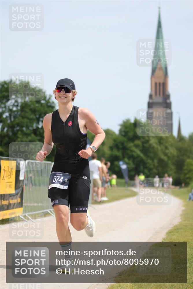 22.06.2025 - Viking Triathlon H.Heesch http://msf.ph/oto/8095970 22.06.2025 13:09:32 Laufen 374 meine-sportfotos.de