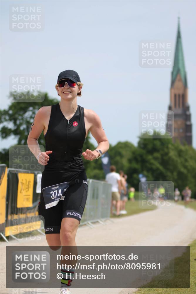 22.06.2025 - Viking Triathlon H.Heesch http://msf.ph/oto/8095981 22.06.2025 13:09:33 Laufen 374 meine-sportfotos.de