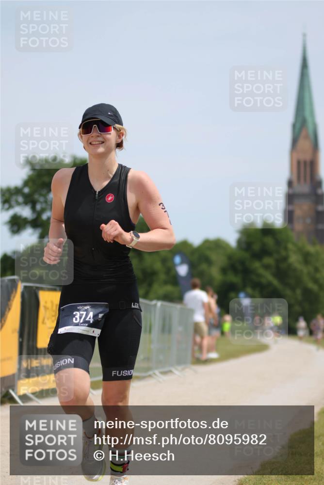 22.06.2025 - Viking Triathlon H.Heesch http://msf.ph/oto/8095982 22.06.2025 13:09:33 Laufen 374 meine-sportfotos.de