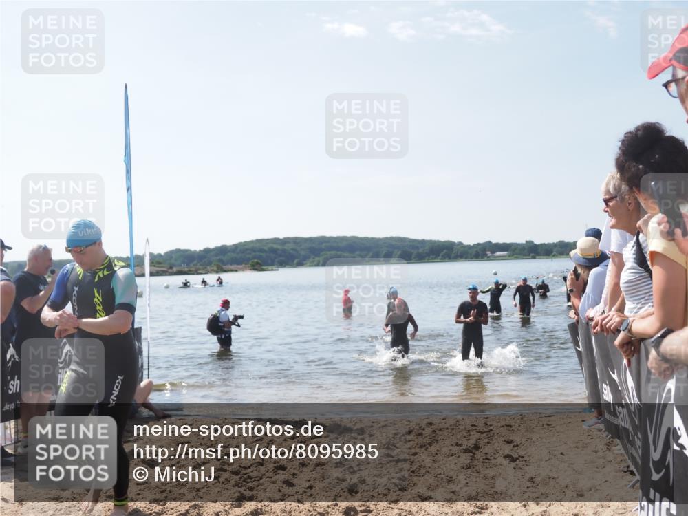 22.06.2025 - Viking Triathlon MichiJ http://msf.ph/oto/8095985 22.06.2025 10:41:18 Schwimmen 54, 94, 314, 376, 390, 496, 631 meine-sportfotos.de