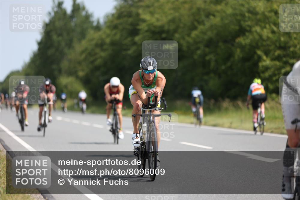 22.06.2025 - Viking Triathlon Yannick Fuchs http://msf.ph/oto/8096009 22.06.2025 11:21:17 Radfahren 19, 75, 146, 162, 170, 201, 377, 382, 388, 395, 407, 481, 507 meine-sportfotos.de