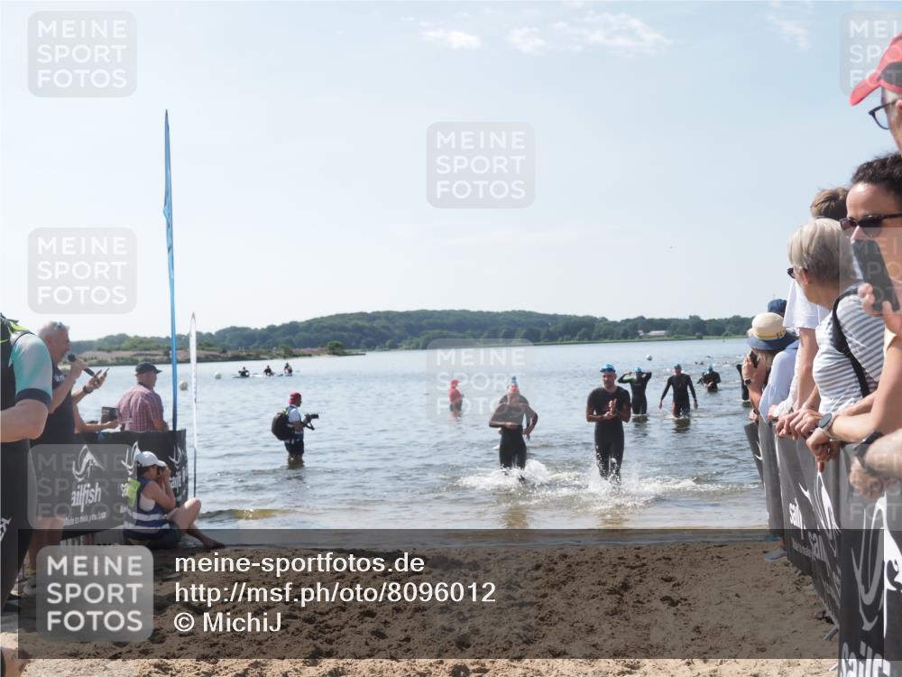 22.06.2025 - Viking Triathlon MichiJ http://msf.ph/oto/8096012 22.06.2025 10:41:19 Schwimmen 54, 94, 314, 376, 390, 631 meine-sportfotos.de