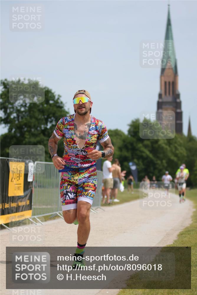 22.06.2025 - Viking Triathlon H.Heesch http://msf.ph/oto/8096018 22.06.2025 13:09:49 Laufen 517 meine-sportfotos.de