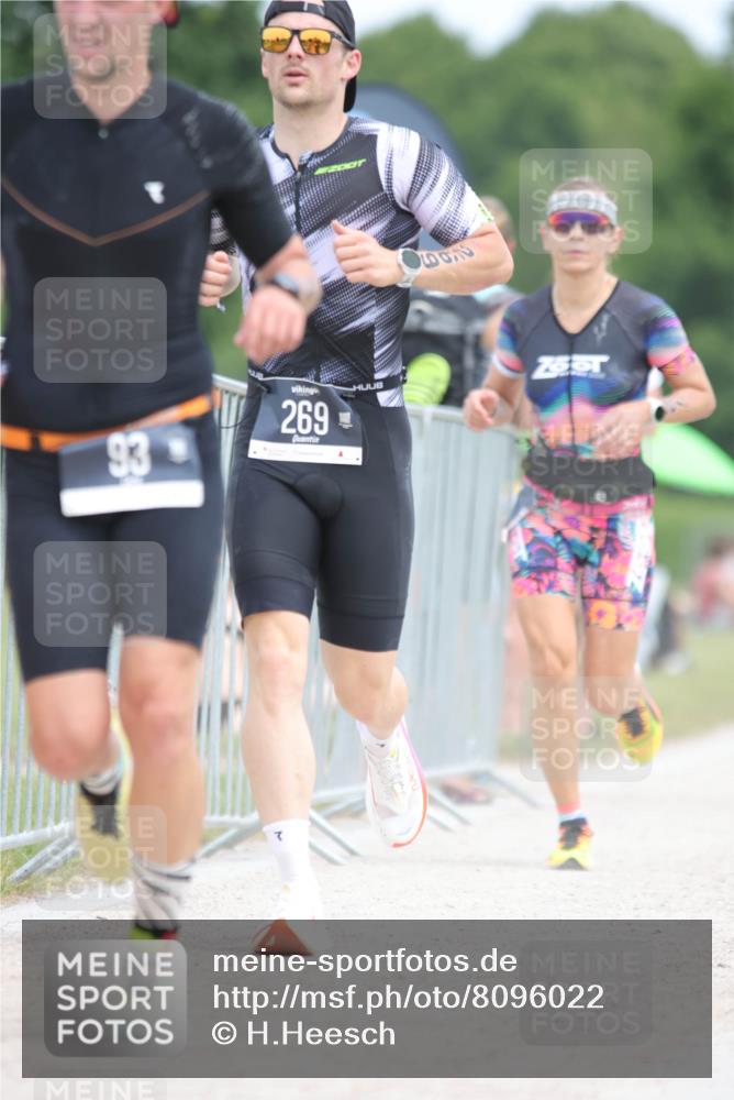 22.06.2025 - Viking Triathlon H.Heesch http://msf.ph/oto/8096022 22.06.2025 13:25:33 Laufen 72, 93, 269 meine-sportfotos.de
