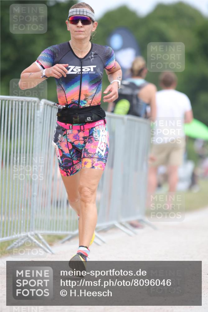 22.06.2025 - Viking Triathlon H.Heesch http://msf.ph/oto/8096046 22.06.2025 13:25:34 Laufen 72, 93, 269, 618 meine-sportfotos.de