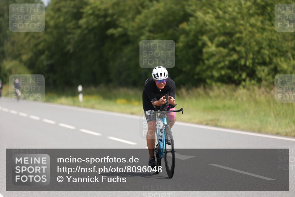 22.06.2025 - Viking Triathlon Yannick Fuchs http://msf.ph/oto/8096048 22.06.2025 11:58:43 Radfahren 616, 631 meine-sportfotos.de