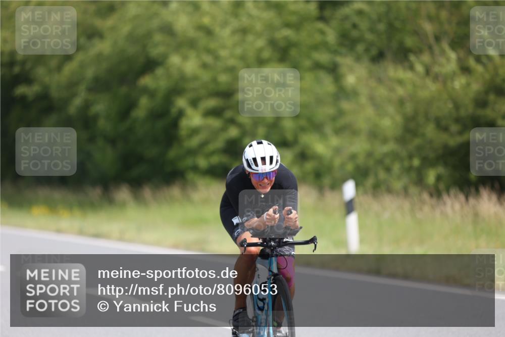 22.06.2025 - Viking Triathlon Yannick Fuchs http://msf.ph/oto/8096053 22.06.2025 11:58:43 Radfahren 616, 631 meine-sportfotos.de