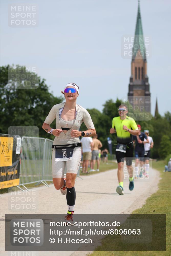 22.06.2025 - Viking Triathlon H.Heesch http://msf.ph/oto/8096063 22.06.2025 13:09:59 Laufen 19, 312, 377, 474 meine-sportfotos.de