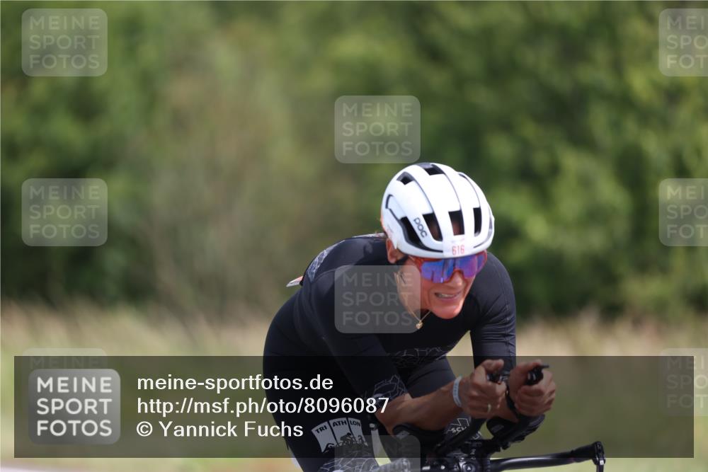 22.06.2025 - Viking Triathlon Yannick Fuchs http://msf.ph/oto/8096087 22.06.2025 11:58:44 Radfahren 214, 616, 631 meine-sportfotos.de