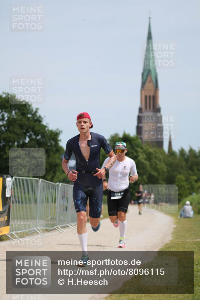 22.06.2025 - Viking Triathlon H.Heesch http://msf.ph/oto/8096115 22.06.2025 13:10:03 Laufen 19, 312, 377, 474 meine-sportfotos.de