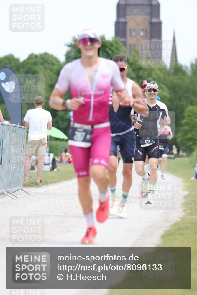 22.06.2025 - Viking Triathlon H.Heesch http://msf.ph/oto/8096133 22.06.2025 13:25:54 Laufen 95, 172, 176, 287, 340 meine-sportfotos.de