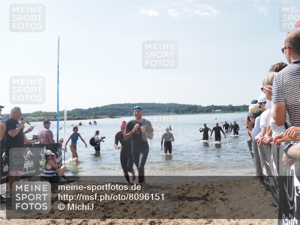 22.06.2025 - Viking Triathlon MichiJ http://msf.ph/oto/8096151 22.06.2025 10:41:21 Schwimmen 54, 94, 314, 376, 390, 631 meine-sportfotos.de
