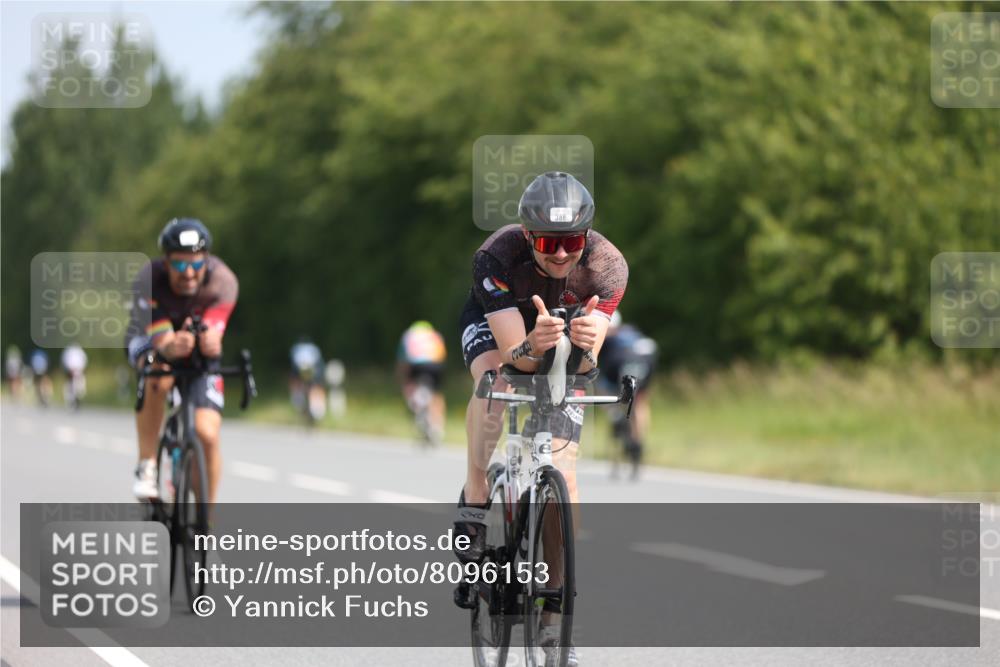 22.06.2025 - Viking Triathlon Yannick Fuchs http://msf.ph/oto/8096153 22.06.2025 11:21:20 Radfahren 19, 50, 70, 75, 127, 162, 296, 377, 382, 388, 395, 407, 481, 507, 522, 550 meine-sportfotos.de