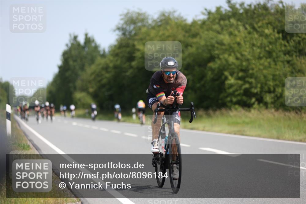 22.06.2025 - Viking Triathlon Yannick Fuchs http://msf.ph/oto/8096184 22.06.2025 11:21:20 Radfahren 19, 50, 70, 75, 127, 162, 296, 377, 382, 388, 395, 407, 481, 507, 522, 550 meine-sportfotos.de