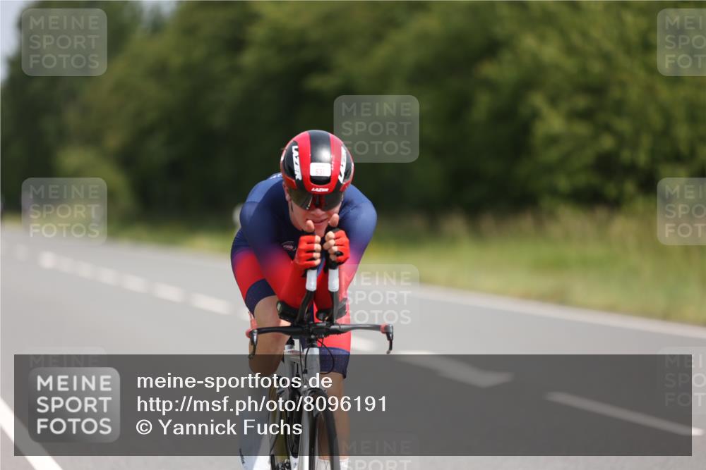 22.06.2025 - Viking Triathlon Yannick Fuchs http://msf.ph/oto/8096191 22.06.2025 11:58:48 Radfahren 214, 464, 483, 492, 616, 631 meine-sportfotos.de