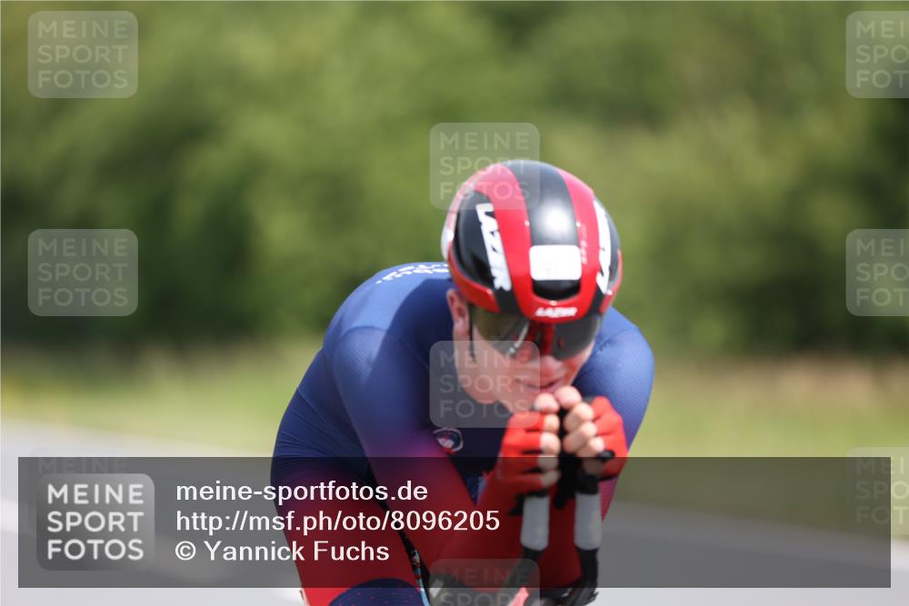 22.06.2025 - Viking Triathlon Yannick Fuchs http://msf.ph/oto/8096205 22.06.2025 11:58:48 Radfahren 214, 464, 483, 492, 616, 631 meine-sportfotos.de