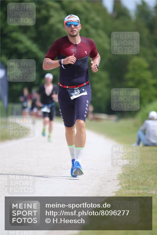 22.06.2025 - Viking Triathlon H.Heesch http://msf.ph/oto/8096277 22.06.2025 13:10:23 Laufen 53 meine-sportfotos.de